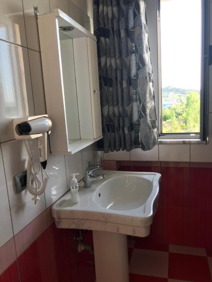 Hotel Sarda Deja's Ford Екстер'єр фото
